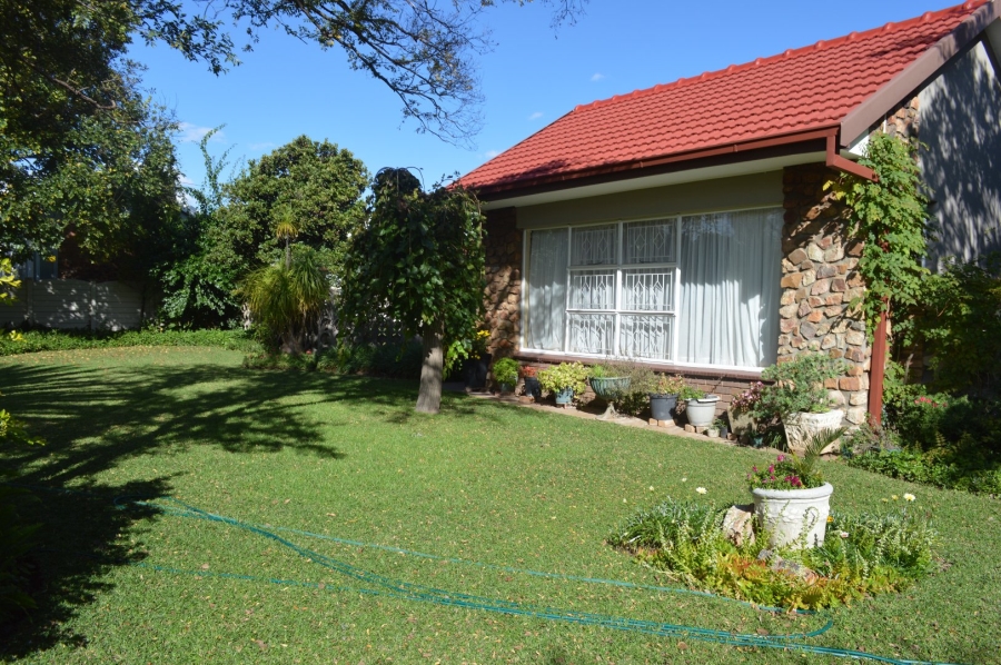 4 Bedroom Property for Sale in La Hoff North West